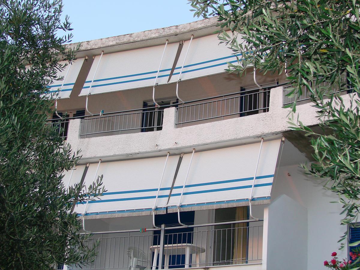 Ferouli Residence Riza  ภายนอก รูปภาพ